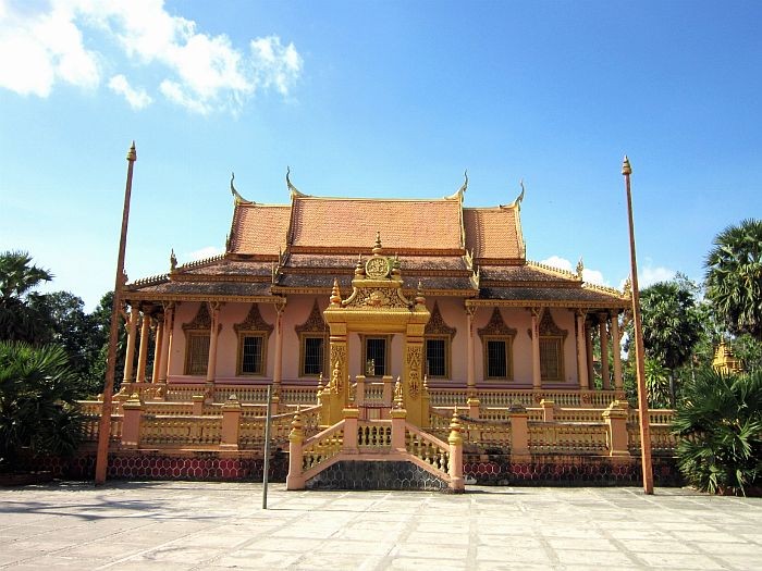 Mengunjungi beberapa pagoda di provinsi Soc Trang - ảnh 2