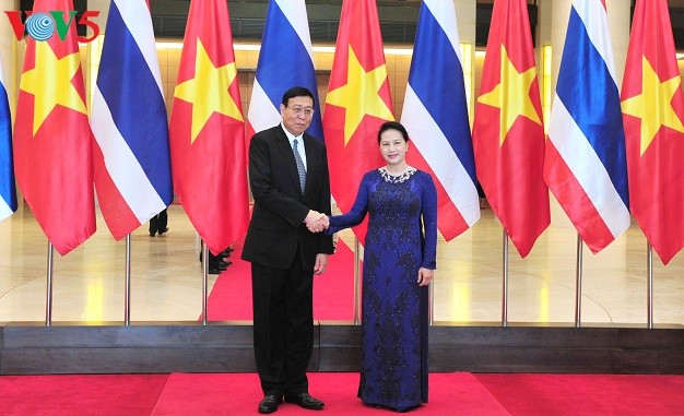 Ketua MN Vietnam melalukan pembicaraan dengan Ketua Dewan Legislatif Nasional Kerajaan Thailand - ảnh 1