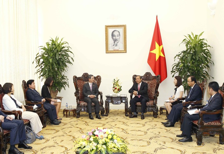 Pemerintah Vietnam selalu menghargai perkembangan hubungan kemitraan strategis antara  Vietnam dan Republik Korea - ảnh 1