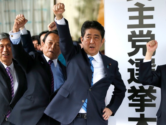 PM Jepang, Shinzo Abe membubarkan Majelis Rendah - ảnh 1