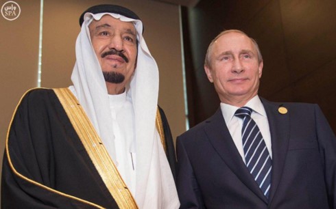 Presiden Rusia dan Raja Arab Saudi berbahas tentang masalah-masalah internasional yang penting - ảnh 1