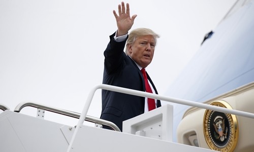 Presiden AS, Donald Trump memulai kunjungannya di Asia - ảnh 1