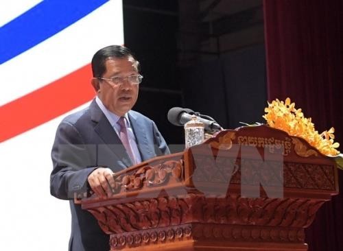 PM Kamboja, Samdech Hun Sen  menegaskan  situasi Tanah Air stabil - ảnh 1