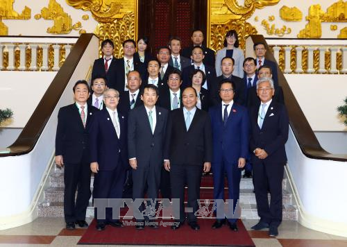 PM Vietnam, Nguyen Xuan Phuc  menerima  Sekretaris Negara  Kemlu  Portugal, Presiden SK Group dan Ketua Kamar Dagang dan Industri Osaka - ảnh 3