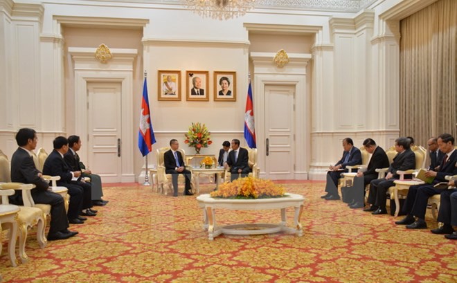 Vietnam dan Kamboja  mendorong bidang-bidang kerjasama yang efektif - ảnh 1