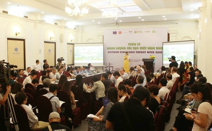 Mengawali Pekan Energi Terbarukan Viet Nam 2018 - ảnh 1