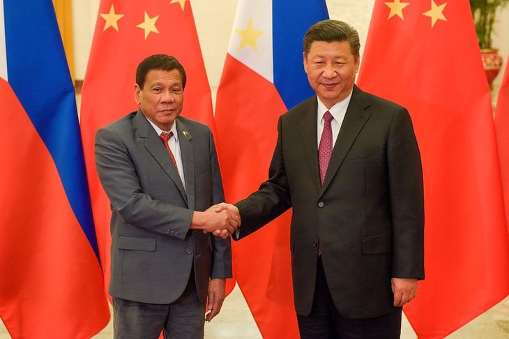 Presiden Tiongkok, Xi Jinping  melakukan kunjungan resmi di Filipina - ảnh 1