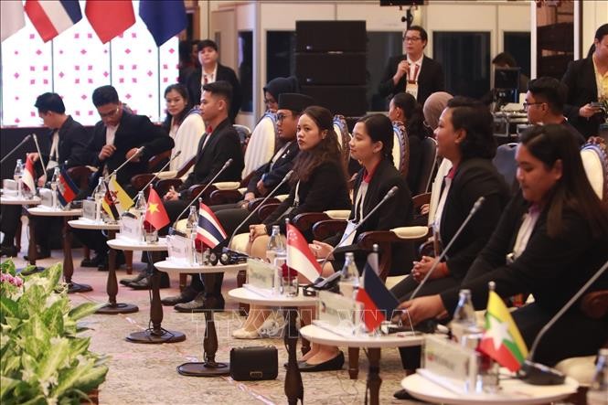Pertemuan antara para pemimpin  senior ASEAN di sela-sela  KTT ASEAN ke-34 - ảnh 1