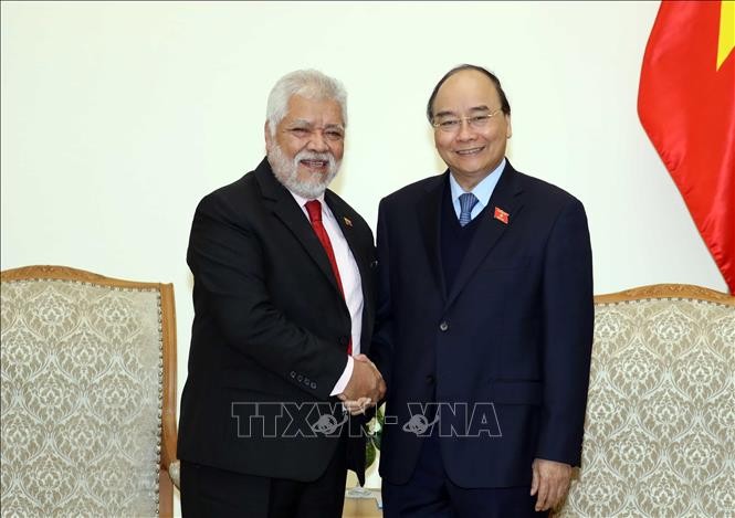 PM Vietnam, Nguyen Xuan Phuc menerima Dubes Venezuela, Jorge Rondon Uzcategui   - ảnh 1