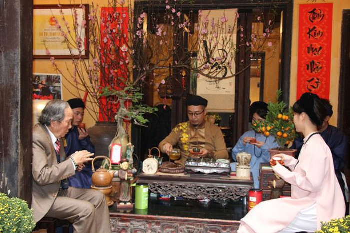 Kota  Lama Hanoi Mengadakan Banyak Aktivitas untuk Menuju ke Peringatan Hari Pusaka Budaya Vietnam - ảnh 1