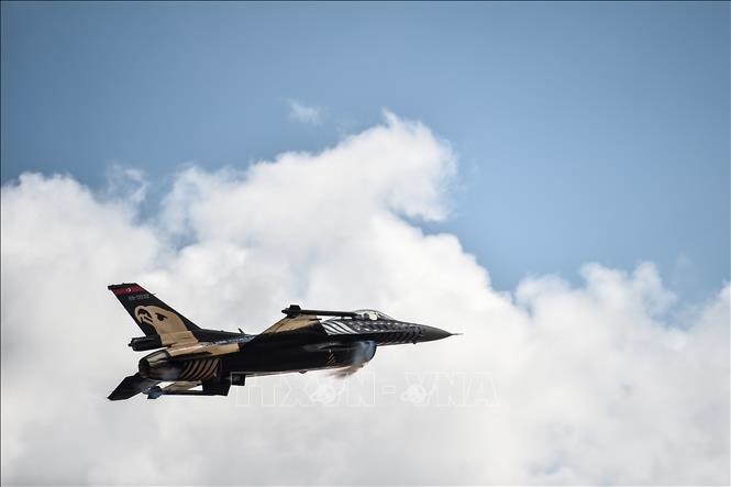 Pesawat tempur Turki menyerang pangkalan-pangkalan dari orang Kurdi di Irak Utara - ảnh 1