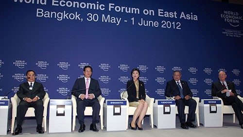 Clôture de la conférence du forum économique mondial pour l’Asie de l’Est - ảnh 1