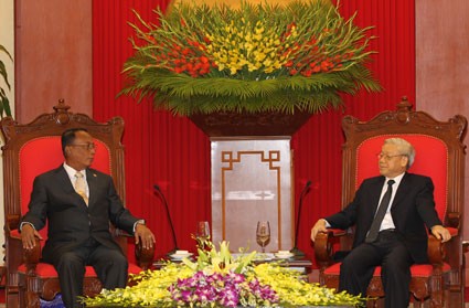 Le Président de la chambre haute du Myanmar  termine sa visite au Vietnam  - ảnh 1