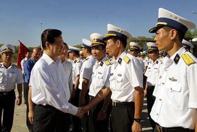 Le Premier ministre se rend à Binh Thuan pour formuler ses voeux de l’An - ảnh 1