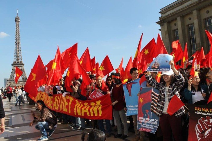 OVs, foreign friends continue to voice support to Vietnam’s protection of sovereignty - ảnh 1
