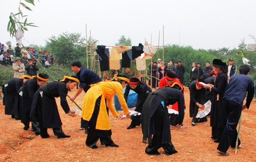 “Second Damsel” festival: a typical religious ritual of the Tay - ảnh 1