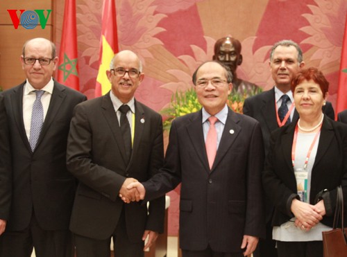 NA Chairman Nguyen Sinh Hung receives Moroccan Parliamentary Speaker - ảnh 1