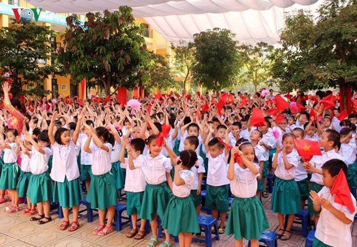 More than 22 million students attend new school year ceremonies - ảnh 1