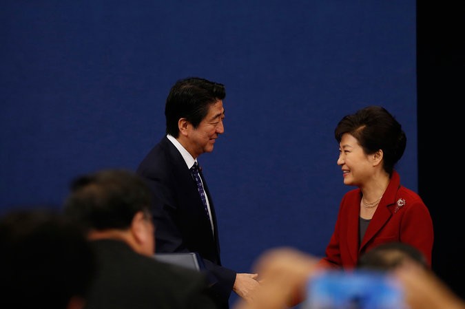  Prospects for Japan-South Korea relations in 2016 - ảnh 1