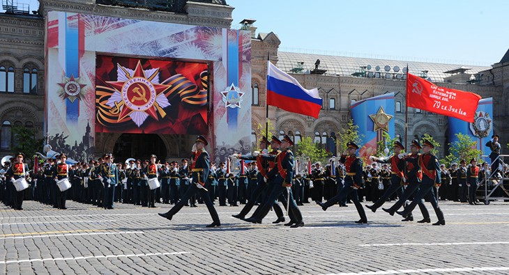 Russia celebrates Victory Day - ảnh 1