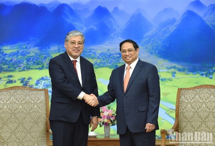 Vietnam wishes to promote strategic partnership with Philippines - ảnh 1