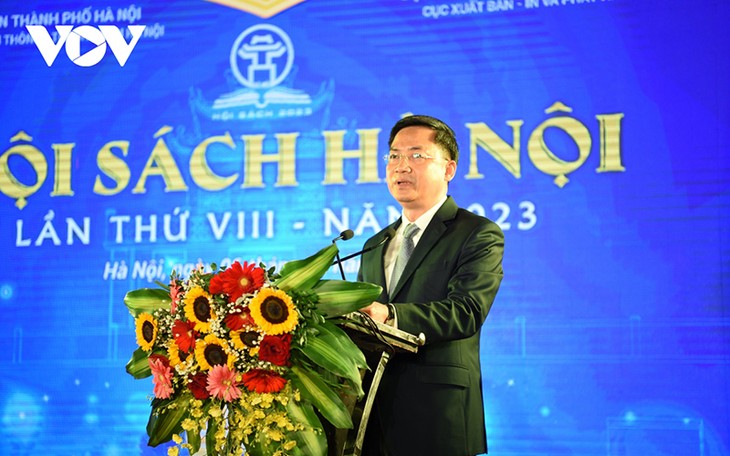 Hanoi Book Fair 2023 “Light up knowledge – Build up future” opens - ảnh 2