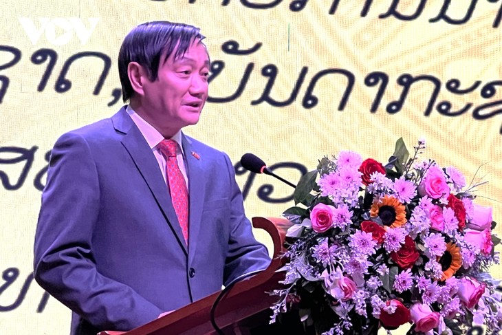 Vietnamese Embassy in Laos hosts New Year celebration - ảnh 1