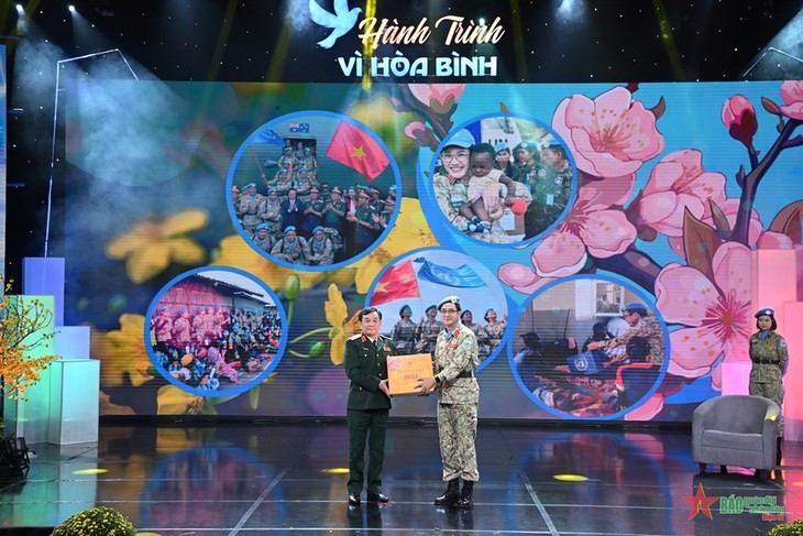 Virtual gathering connects Vietnamese UN peacekeepers before Tet - ảnh 1