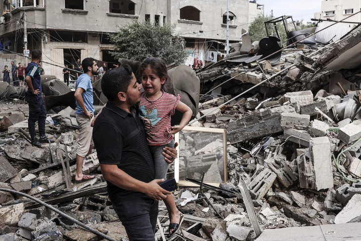 UN warns of child casualties in Hamas-Israel conflict in Gaza - ảnh 1