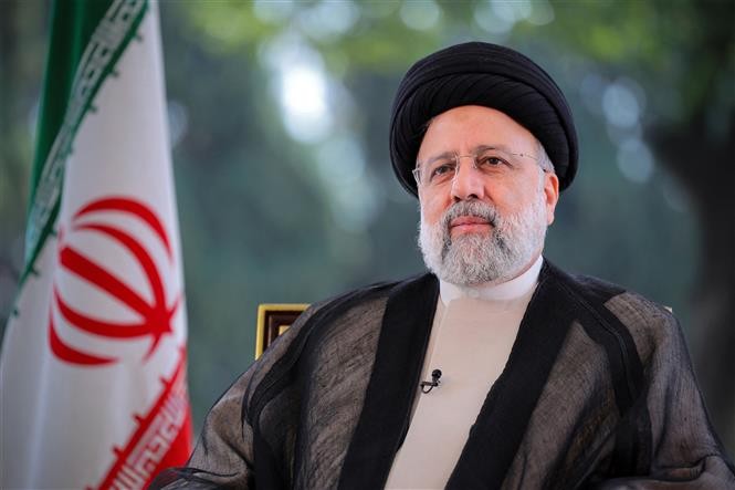 Iranian President dies in helicopter crash - ảnh 1