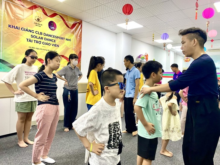 RB Club gives wings to visually impaired children's dreams - ảnh 3