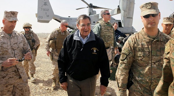 Defense Secretary Leon E. Panetta visits Afghanistan  - ảnh 1