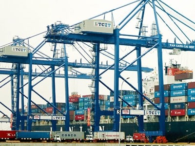 Exports contribute greatly to Vietnam’s economic growth in 2013 - ảnh 1