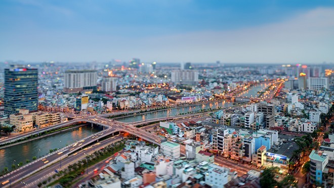 Saigon viewed from above, with miniature effect - ảnh 3