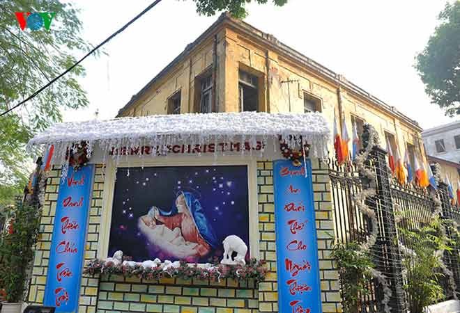 Hanoi churches celebrate Christmas - ảnh 1