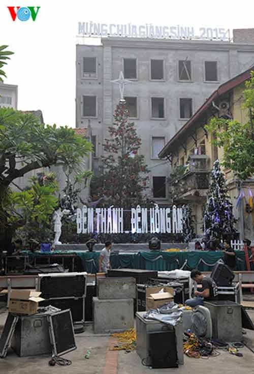 Hanoi churches celebrate Christmas - ảnh 3