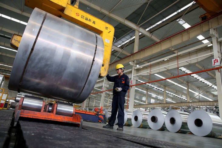 US tariff on Chinese aluminum foil boosts trade tensions - ảnh 1