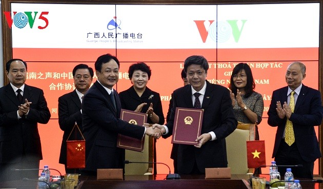VOV, Guangxi People's Radio Station boost exchanges - ảnh 2