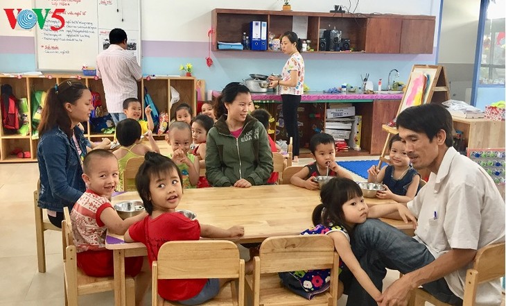 International standard preschool center eases burden for Da Nang’s poor workers  - ảnh 3