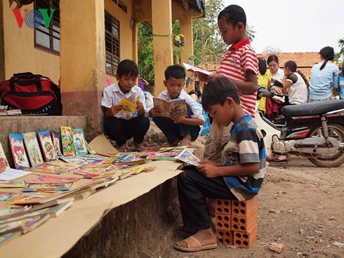 HCMC youths dream of establishing 1,001 libraries for remote areas  - ảnh 1