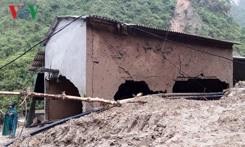 Flash floods ravage northern mountainous provinces  - ảnh 2