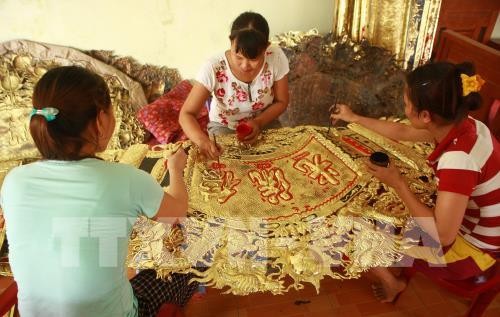 Dong Xam silver craft village preserves tradition - ảnh 1