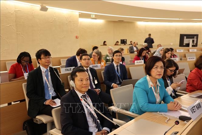 Vietnam calls for securing human rights for sustainable development  - ảnh 1