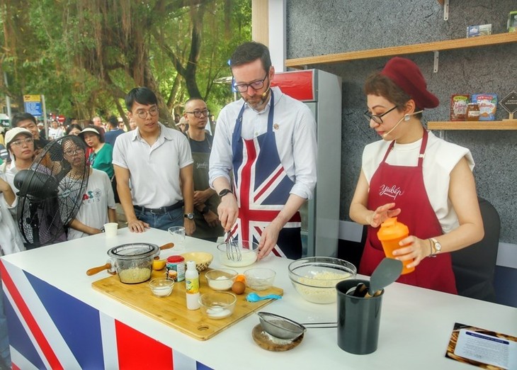 British culture highlighted at UK Festival in Hanoi - ảnh 3