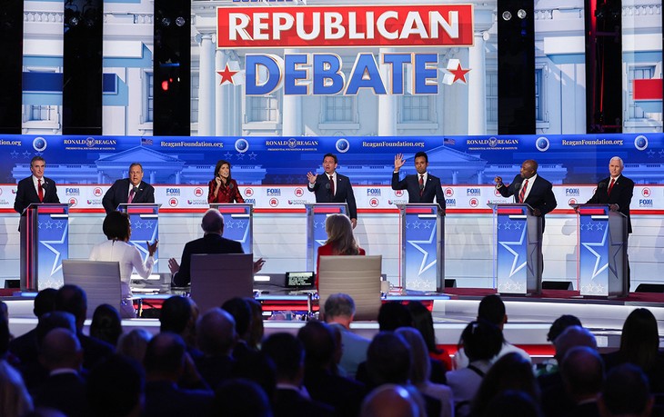 Republican candidates enter the second round of debates - ảnh 1