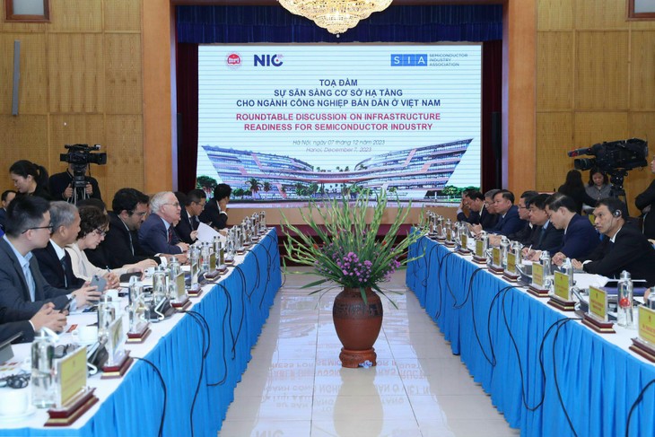 Vietnam’s infrastructure ready for semi-conductor industry - ảnh 1