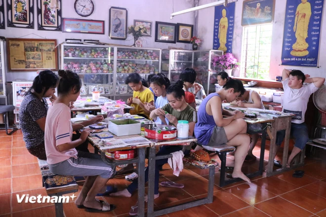 “U Hoa” delivers vocational training to the disabled  - ảnh 2