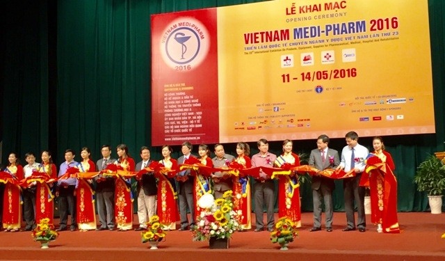 第23届越南国际医药制药、医疗器械展览会开幕 - ảnh 1