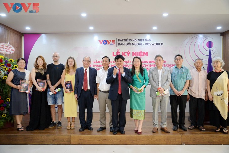 Các hoạt động ý nghĩa đón chào kỷ niệm 75 năm thành lập Đài Tiếng Nói Việt Nam - ảnh 13
