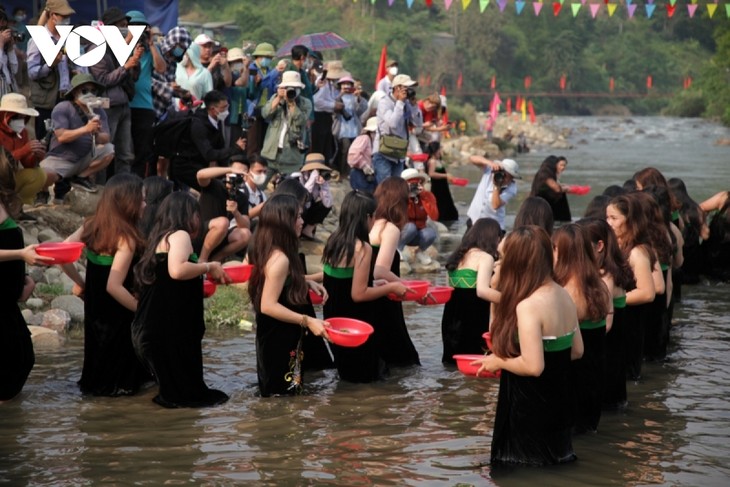 Tái hiện Lễ hội Áp Hô Chiêng của người Thái trắng - ảnh 10